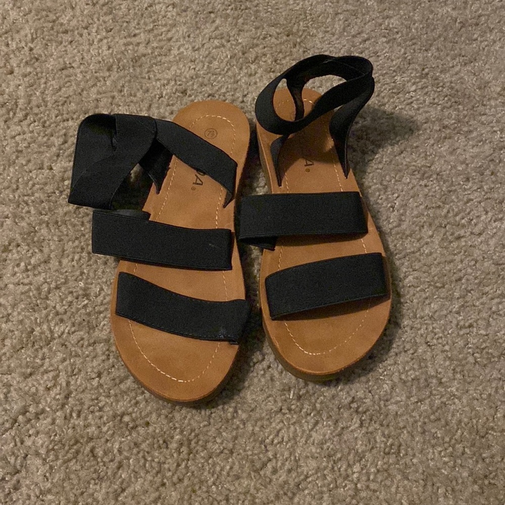 Black espadrilles sandals